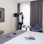 Mercure Center Hotel 4*