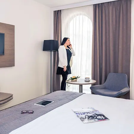 Hotel Mercure Center 4*