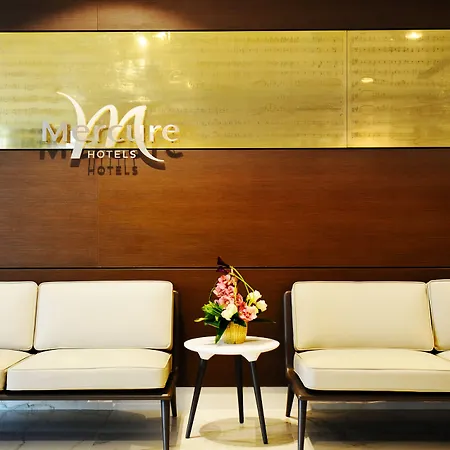 布加勒斯特市中心美居酒店 酒店