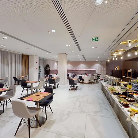 Mercure Center Bükreş