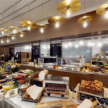 Mercure Center 4* בוקרשט