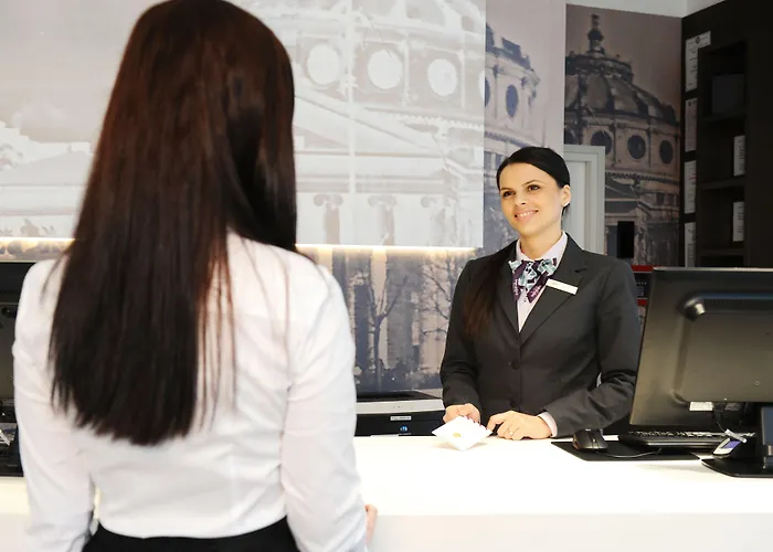 Mercure Center Hotel 4*