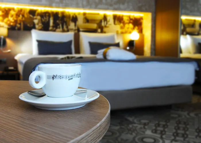 Mercure Center Hotel