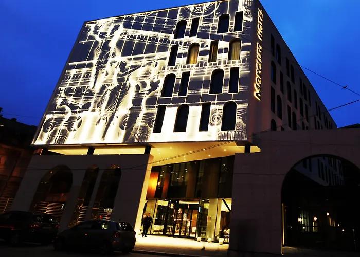 Mercure Center