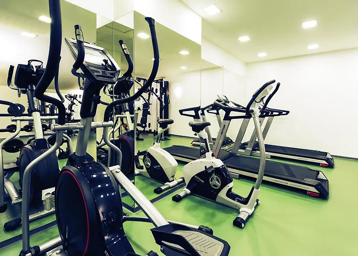 酒店 布加勒斯特市中心美居酒店 4*