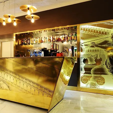 Mercure Center 4*