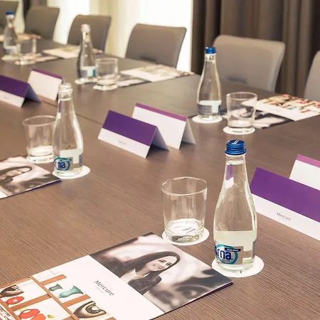 Mercure Center