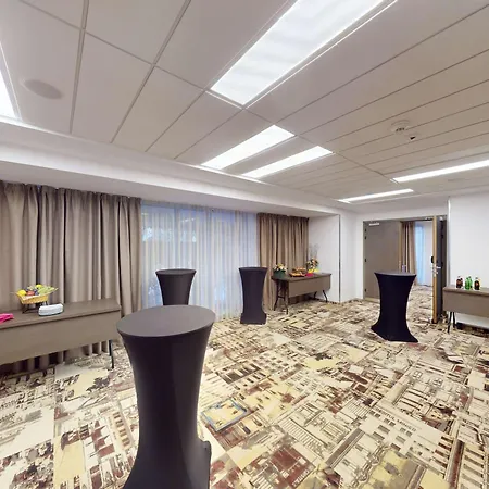 Hotel Mercure Center 4*