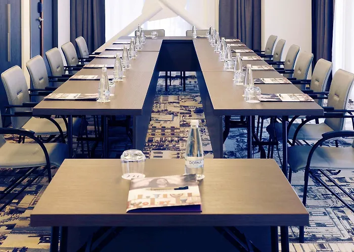 Mercure Center