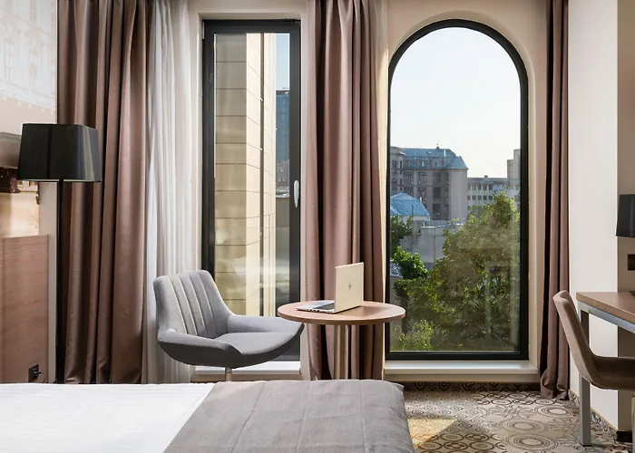 Mercure Center 4*