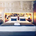 Mercure Center Hotel 4*